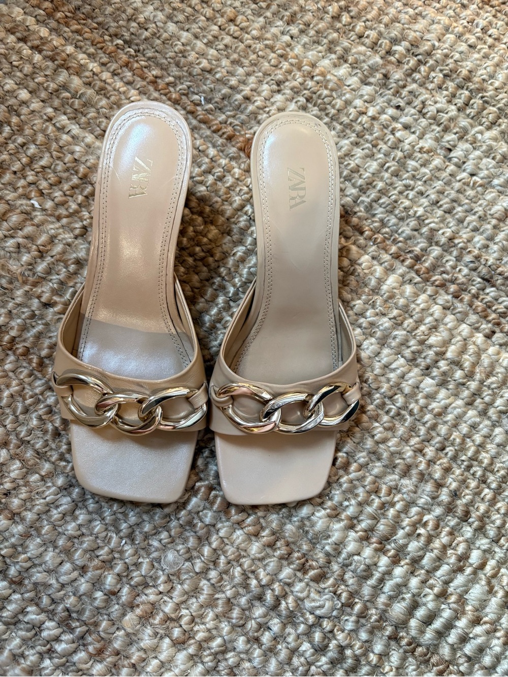 Zara Cream Slide Mules with Gold Chain Trim size 8